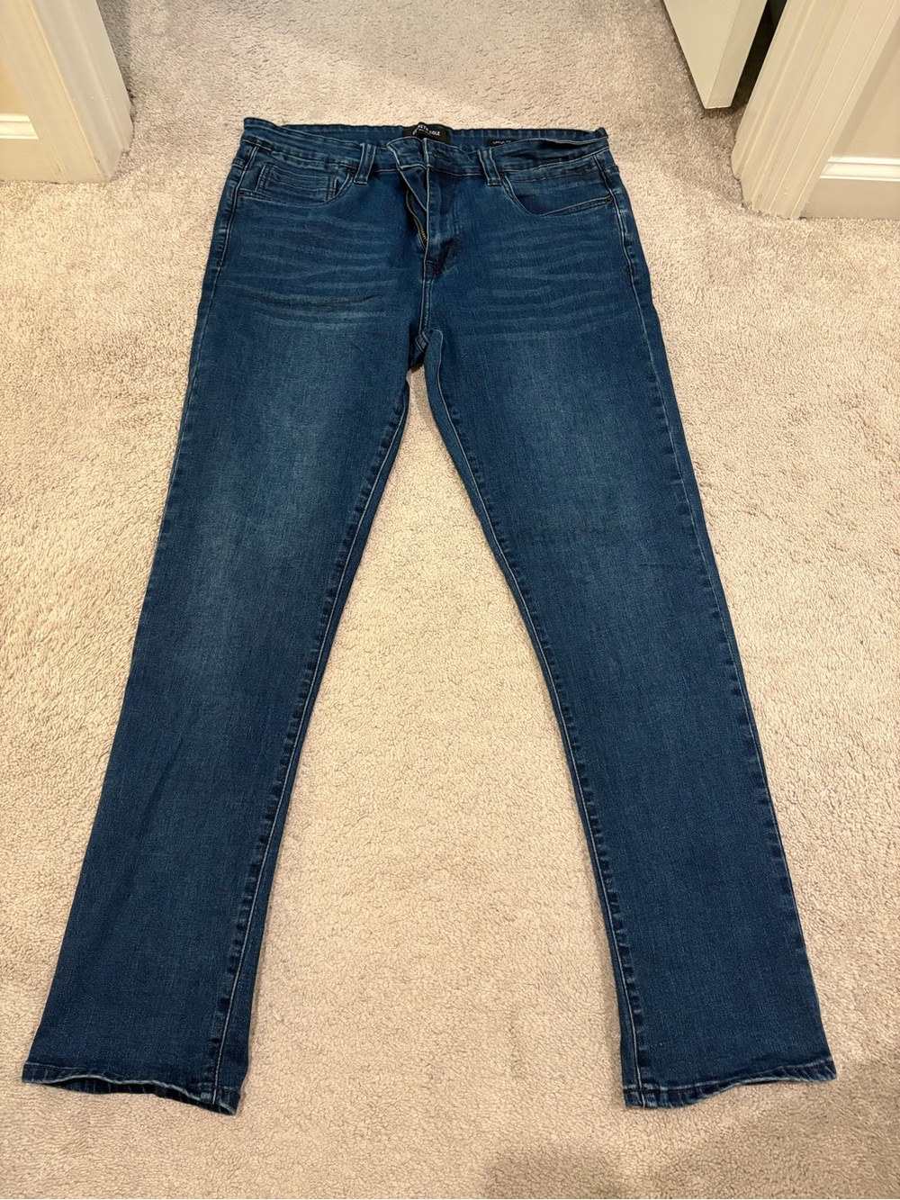 Kenneth Cole New York 34 x 32 Mens Straight Fit Medium Wash Blue Denim Jeans